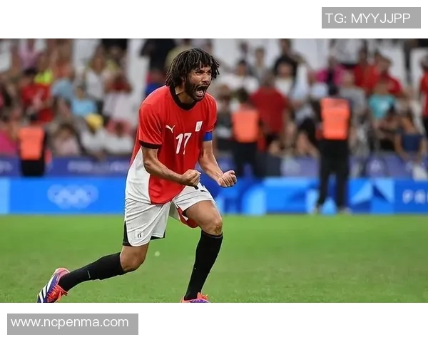 足球明星与冰淇淋的完美结合精彩图片分享让你大开眼界